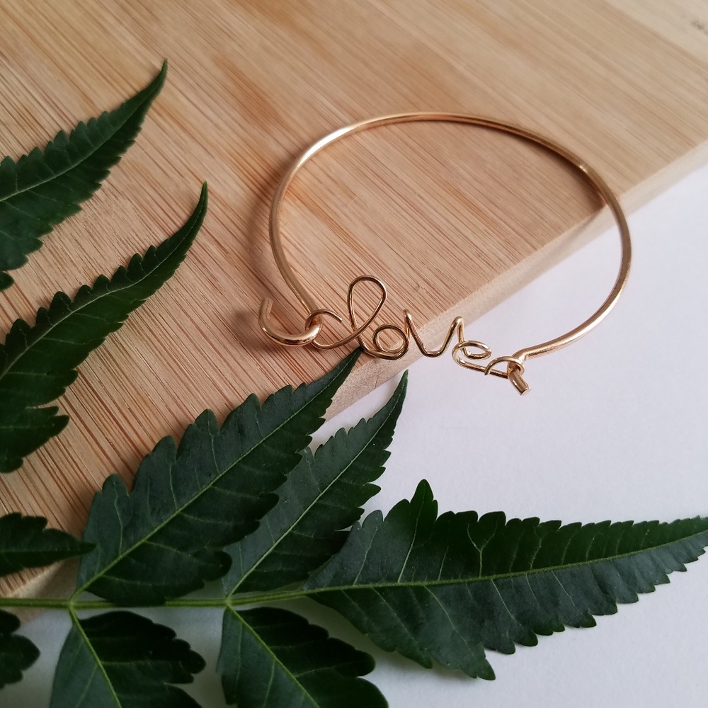 NWOT | Gold Stackable "Love" Bracelet